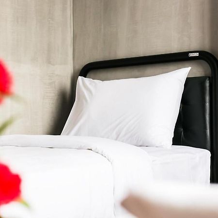 B2 Khon Kaen Boutique & Budget Hotel Buitenkant foto