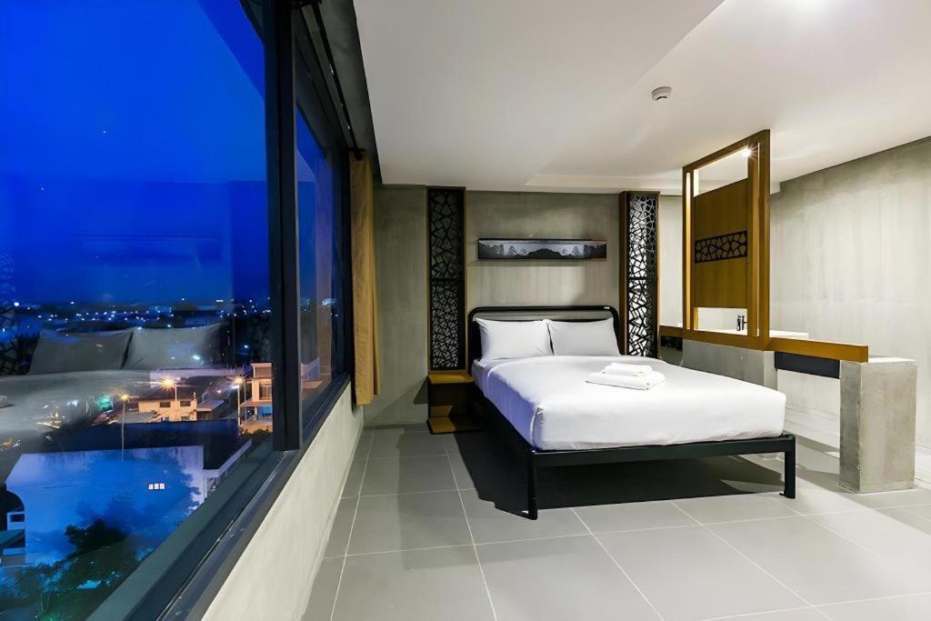 B2 Khon Kaen Boutique & Budget Hotel Buitenkant foto