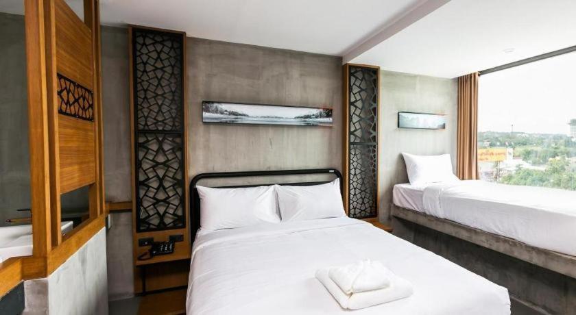B2 Khon Kaen Boutique & Budget Hotel Buitenkant foto