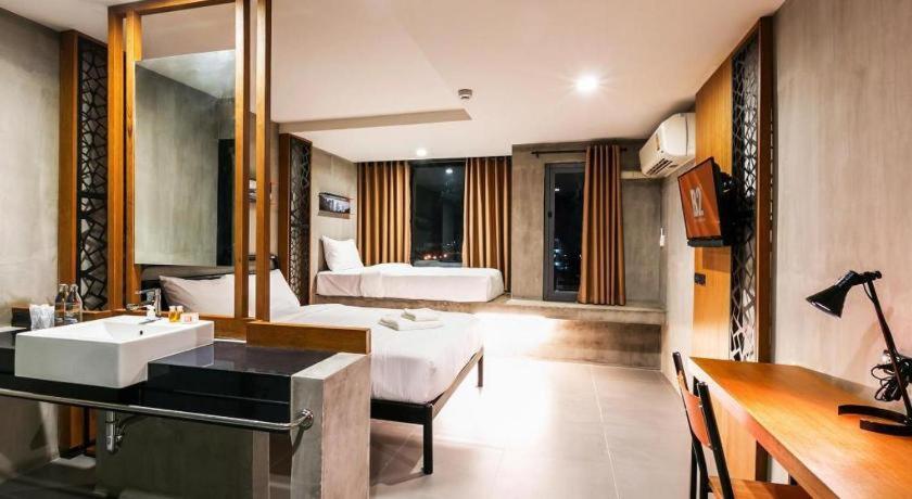 B2 Khon Kaen Boutique & Budget Hotel Buitenkant foto
