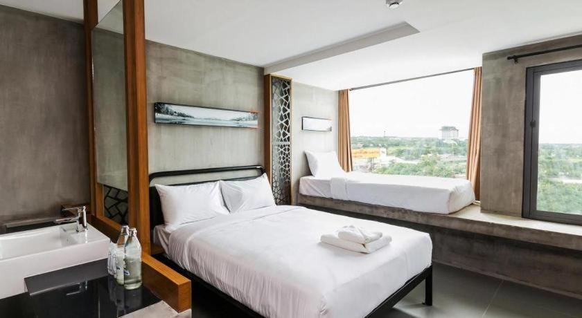 B2 Khon Kaen Boutique & Budget Hotel Buitenkant foto