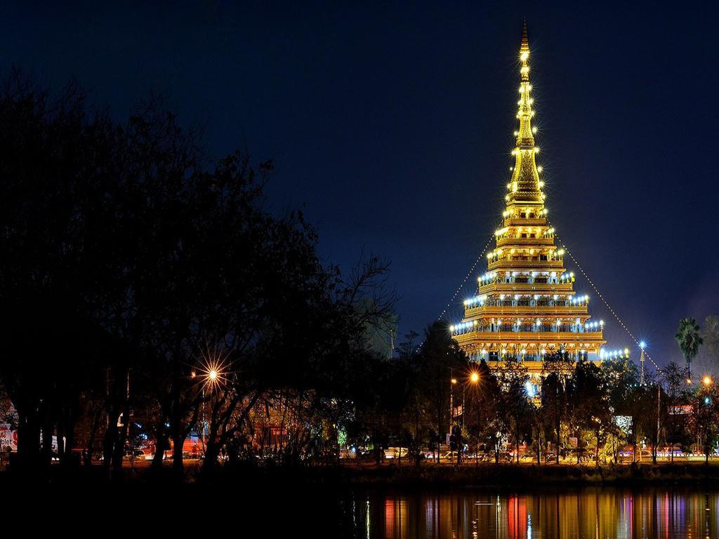 B2 Khon Kaen Boutique & Budget Hotel Buitenkant foto