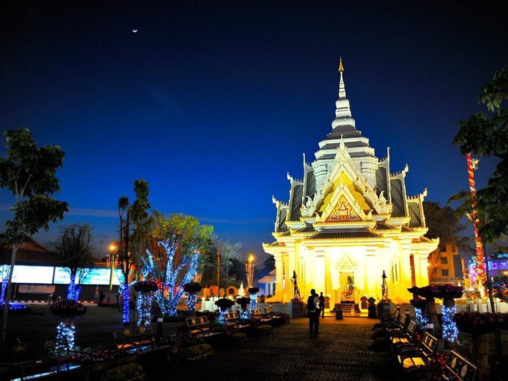 B2 Khon Kaen Boutique & Budget Hotel Buitenkant foto